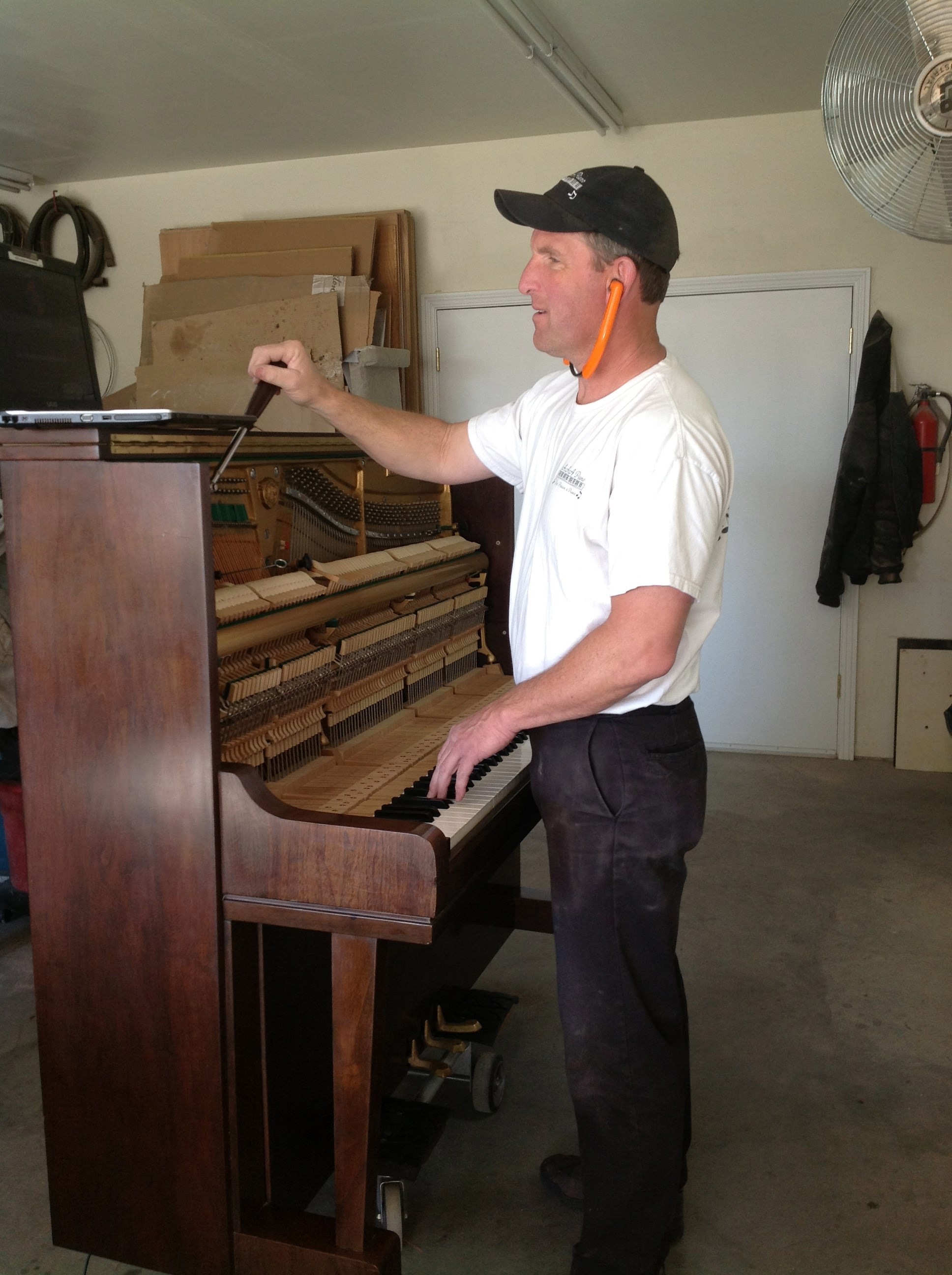 AAA Piano Service logo