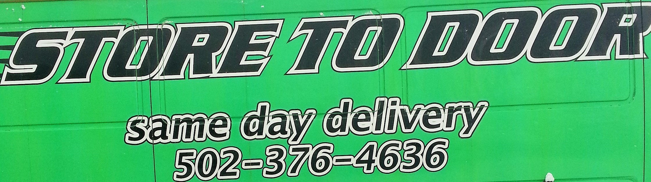 Store to Door logo