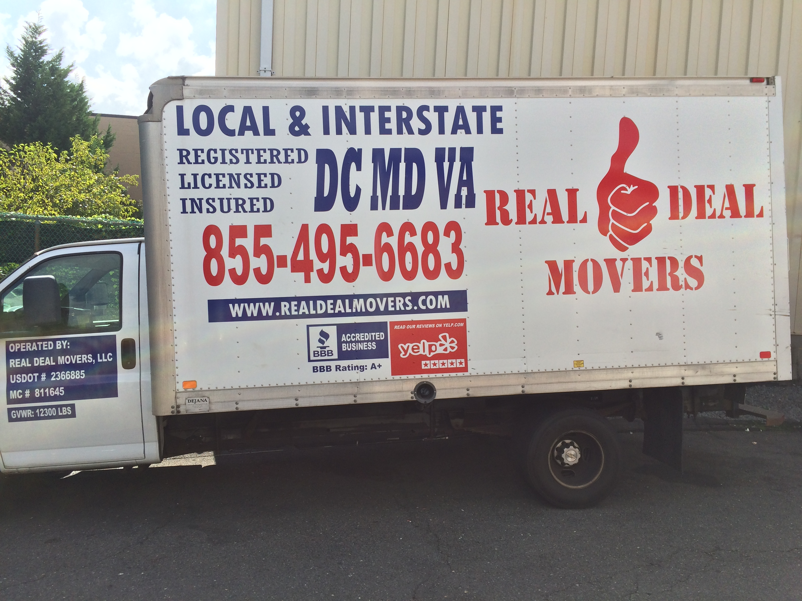 Logo for Real Deal Movers