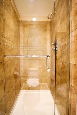 Dan Roberts Kitchen and Bath logo