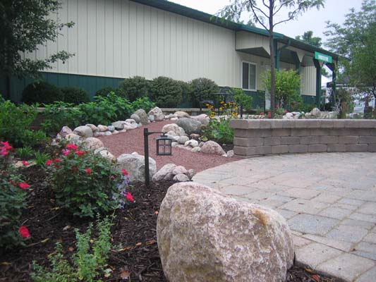 Logo for 4 Seasons Landscaping
