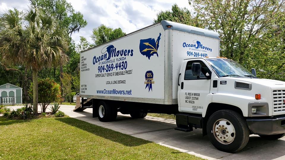 Logo for Ocean Movers