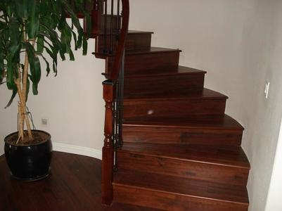 Ground Pounders Carpet Cleaning logo