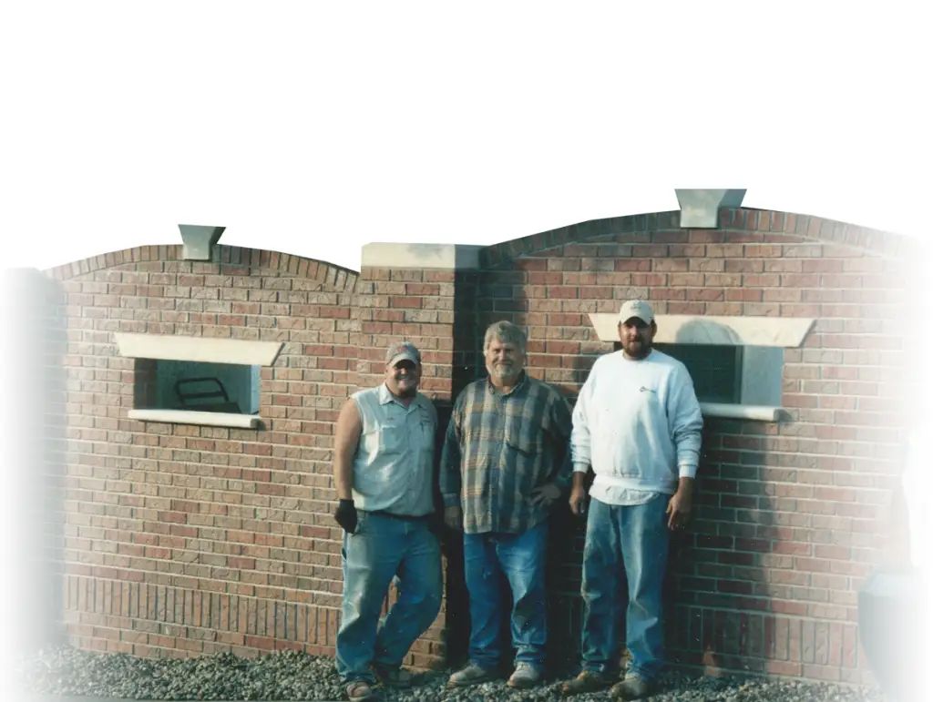 MARK MARKUSON III CONSTRUCTION logo