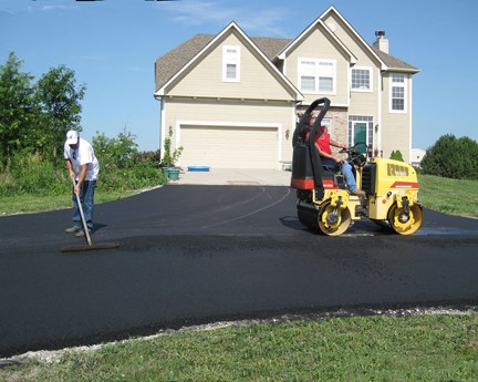 Lake Region Paving & Sealcoating logo