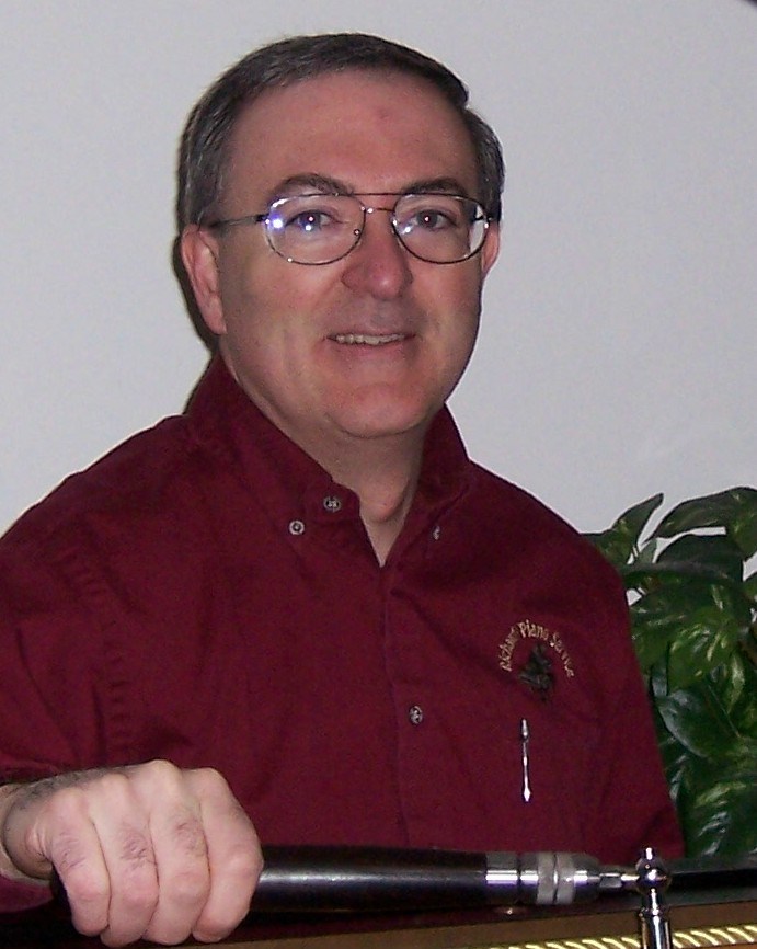 Richard's Piano Service logo