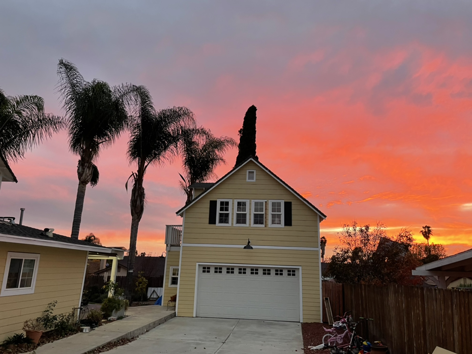 A . L . S Construction & Handyman Service's logo