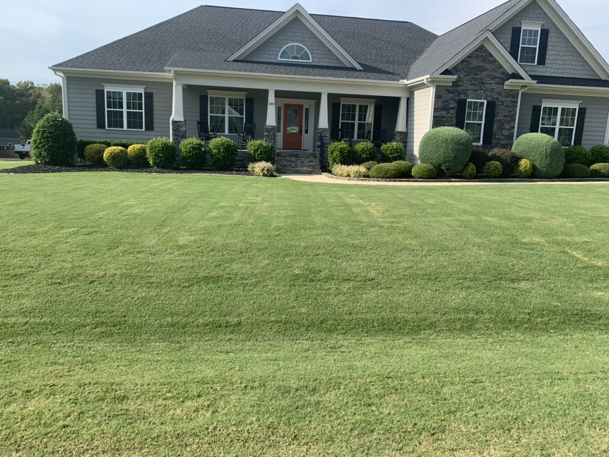 Avatar for Martinez Lawn Care Garden