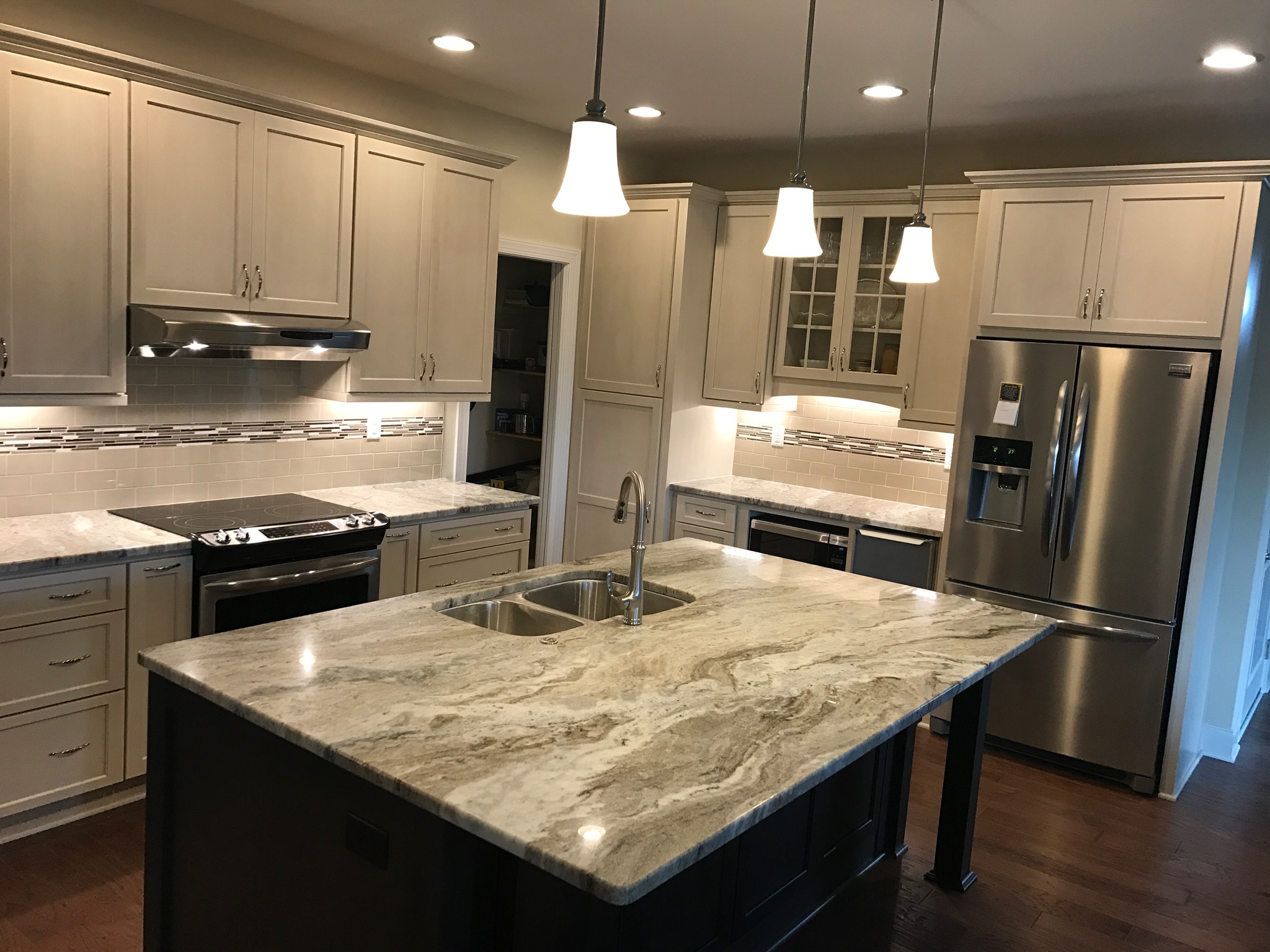 Logo for E&CC Granite Countertops & Repair