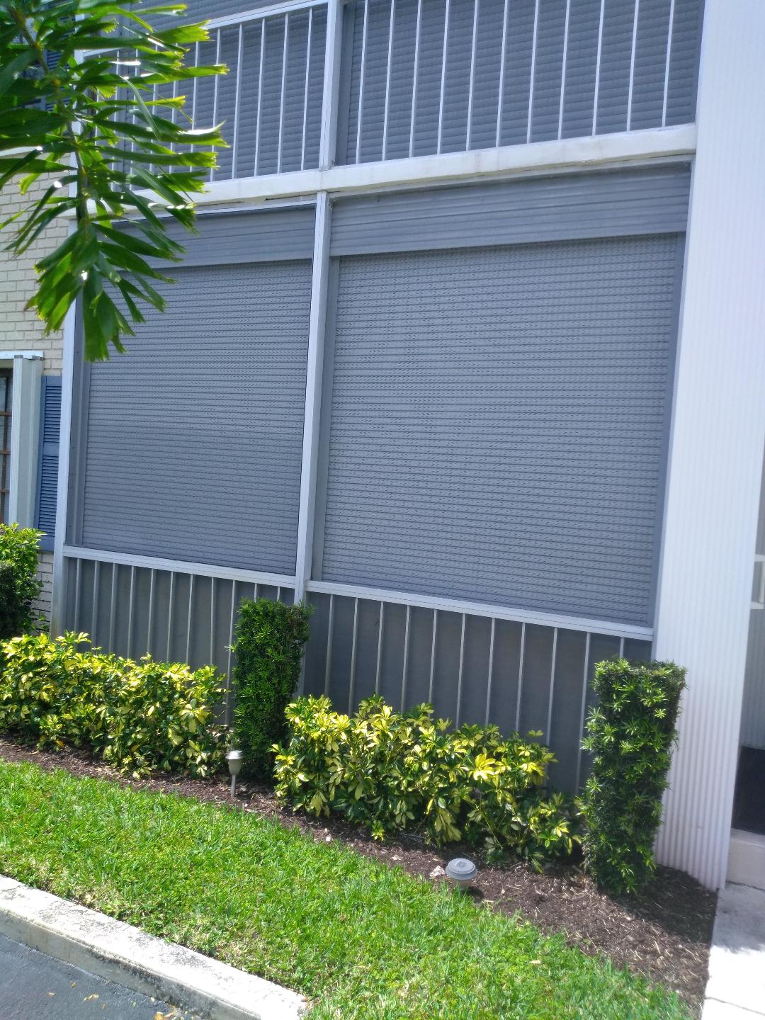 Logo for Goldstein Shutters & Glass