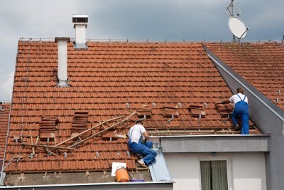 Logo for Leak Proof Roofing Co