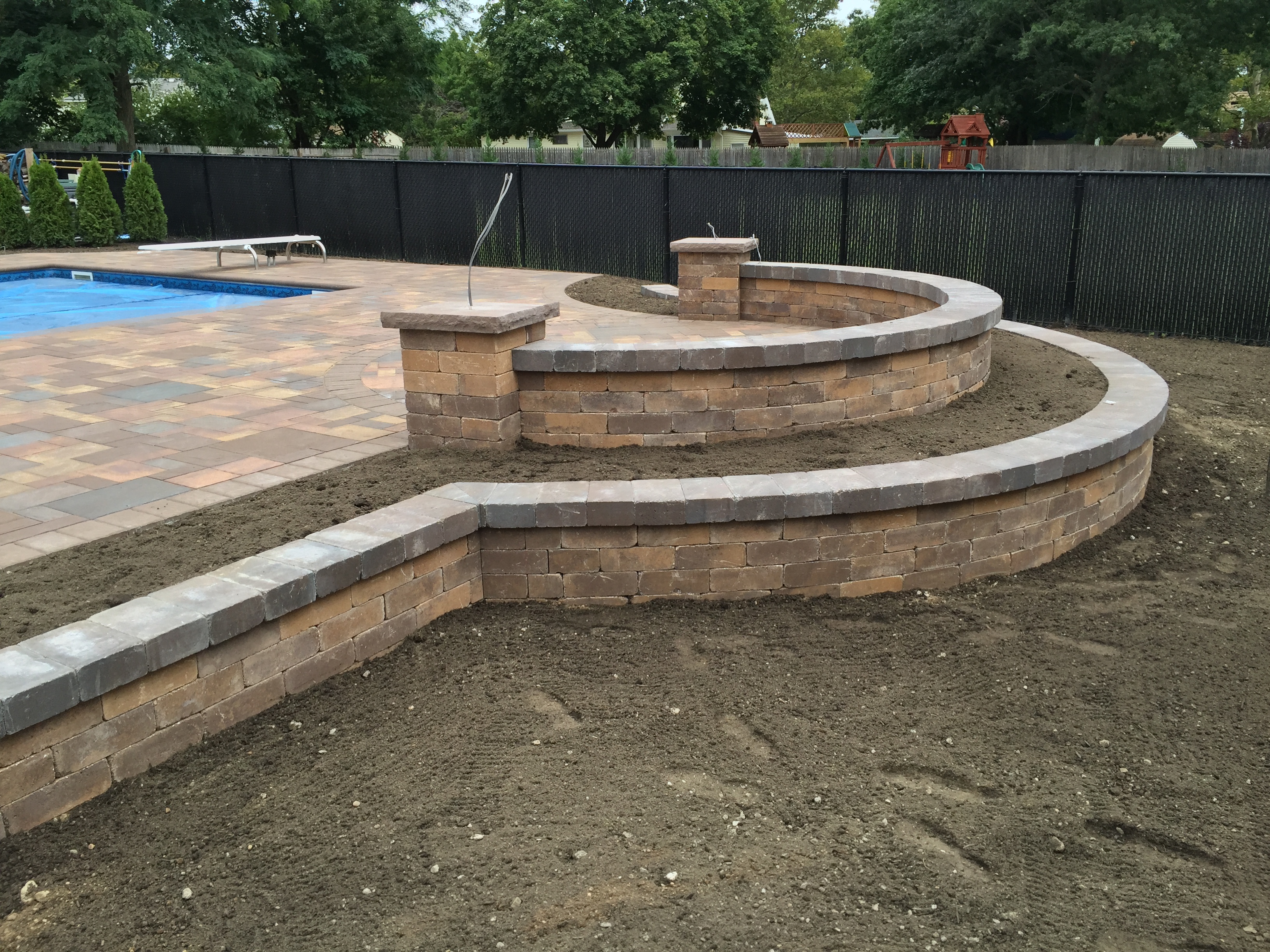Logo for LANDVIEW LANDSCAPES INC