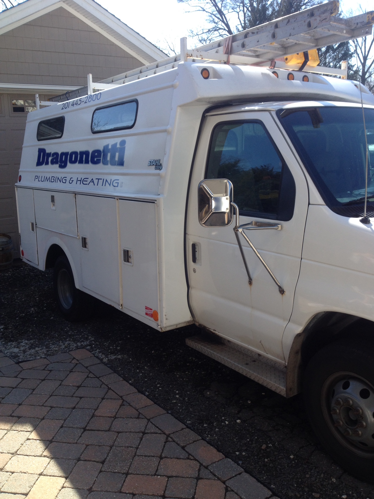 Logo for DRAGONETTI PLUMBING