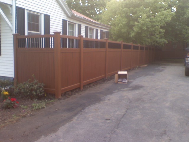 RM Fence & Deck Solutions logo