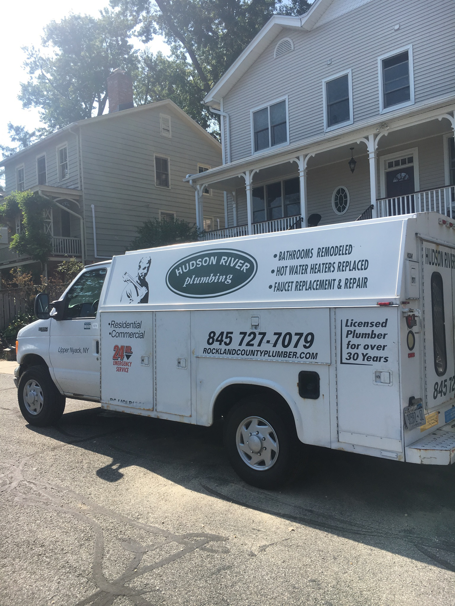 Logo for Hudson River Plumbing