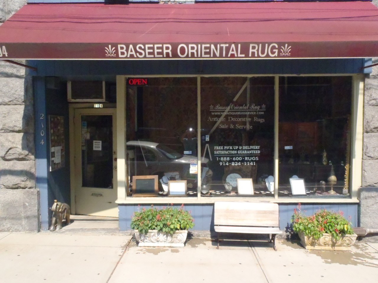 Baseer Oriental Rugs logo