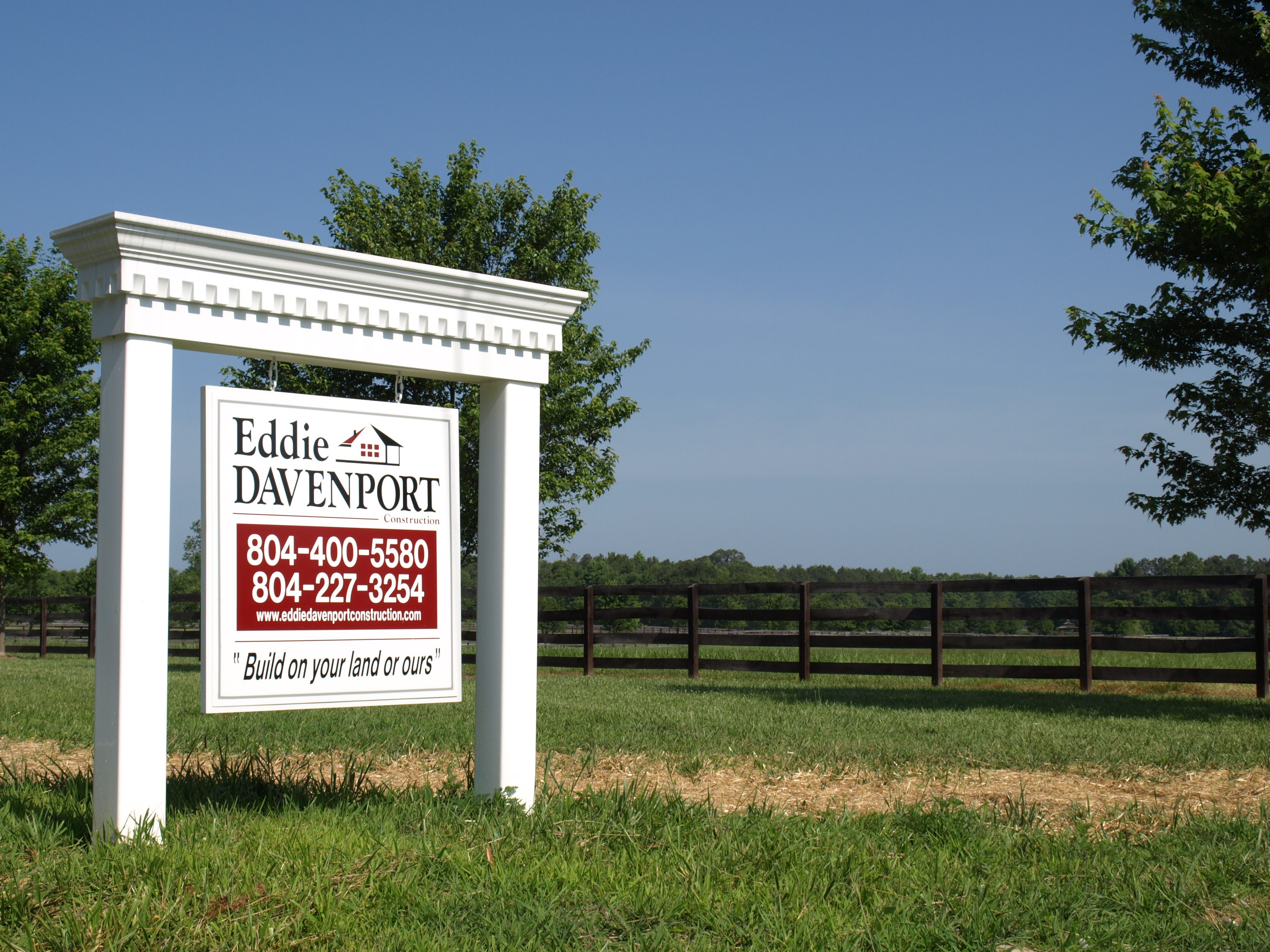 Eddie Davenport Construction logo