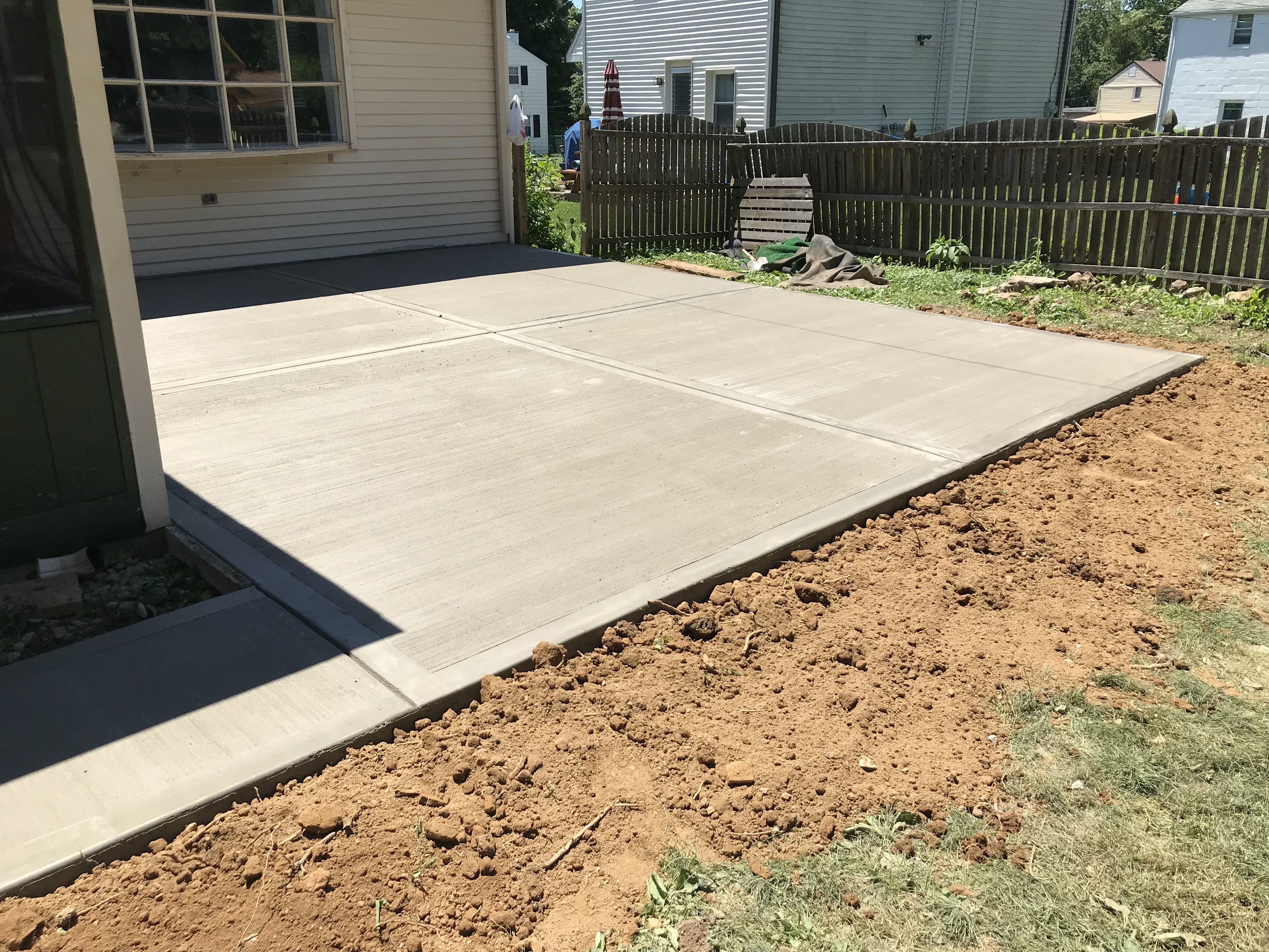 Logo for Dallas Brothers Monster Paving