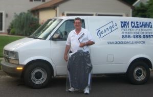 Logo for Georges Dry Cleaning