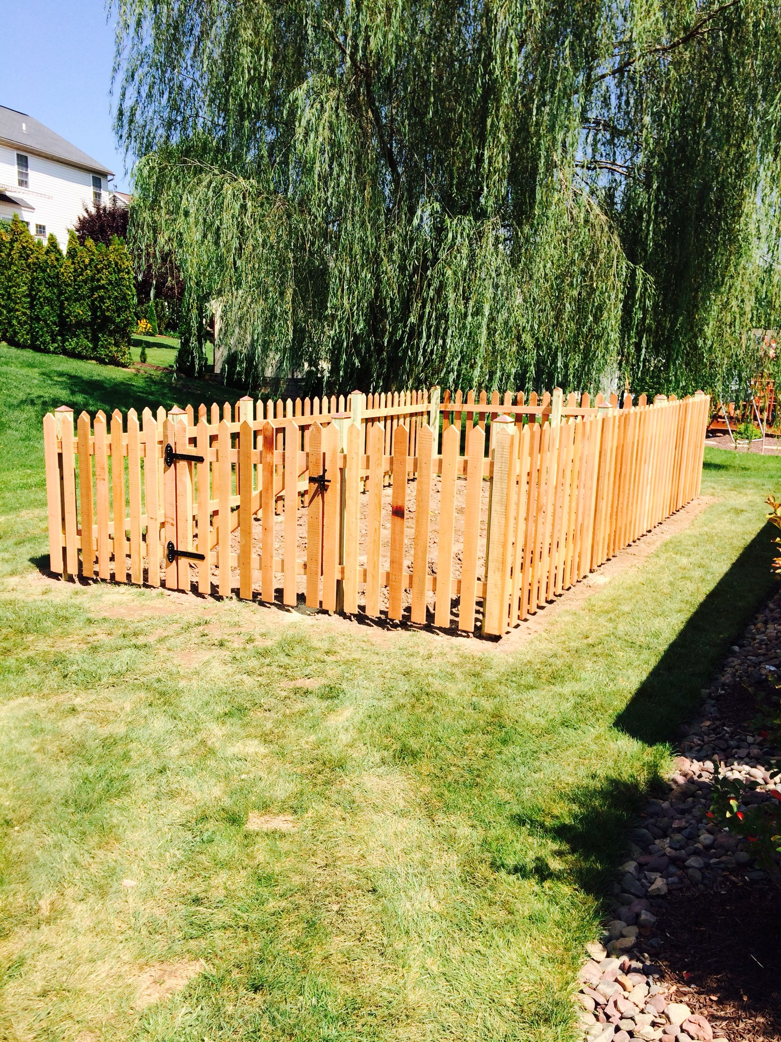 LJ Kazmierczak Contracting logo