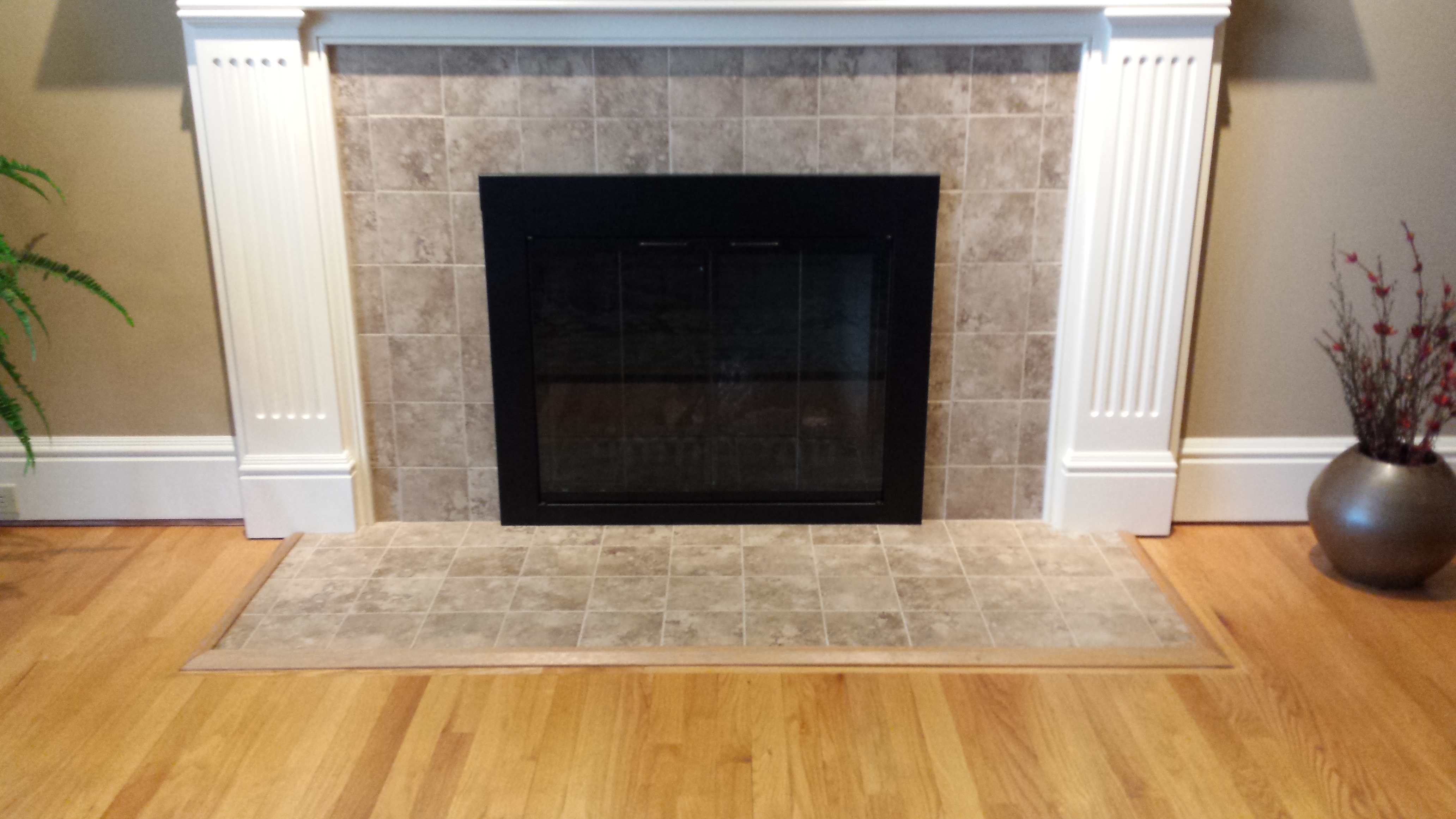Mantello Tile & Carpet LLC logo