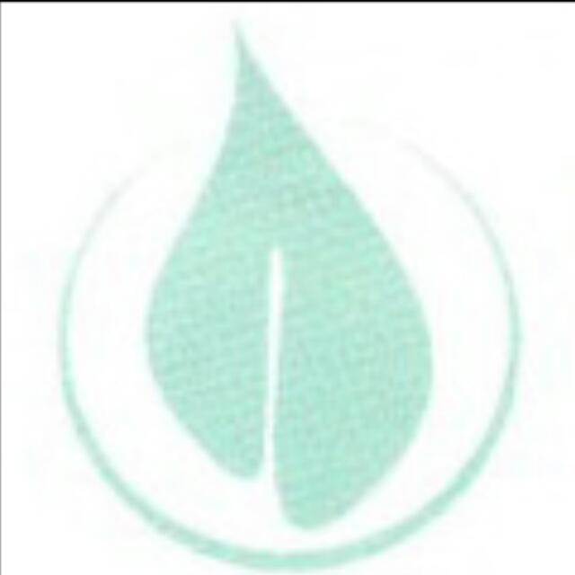High Quality Cleaning Solutions LLC logo