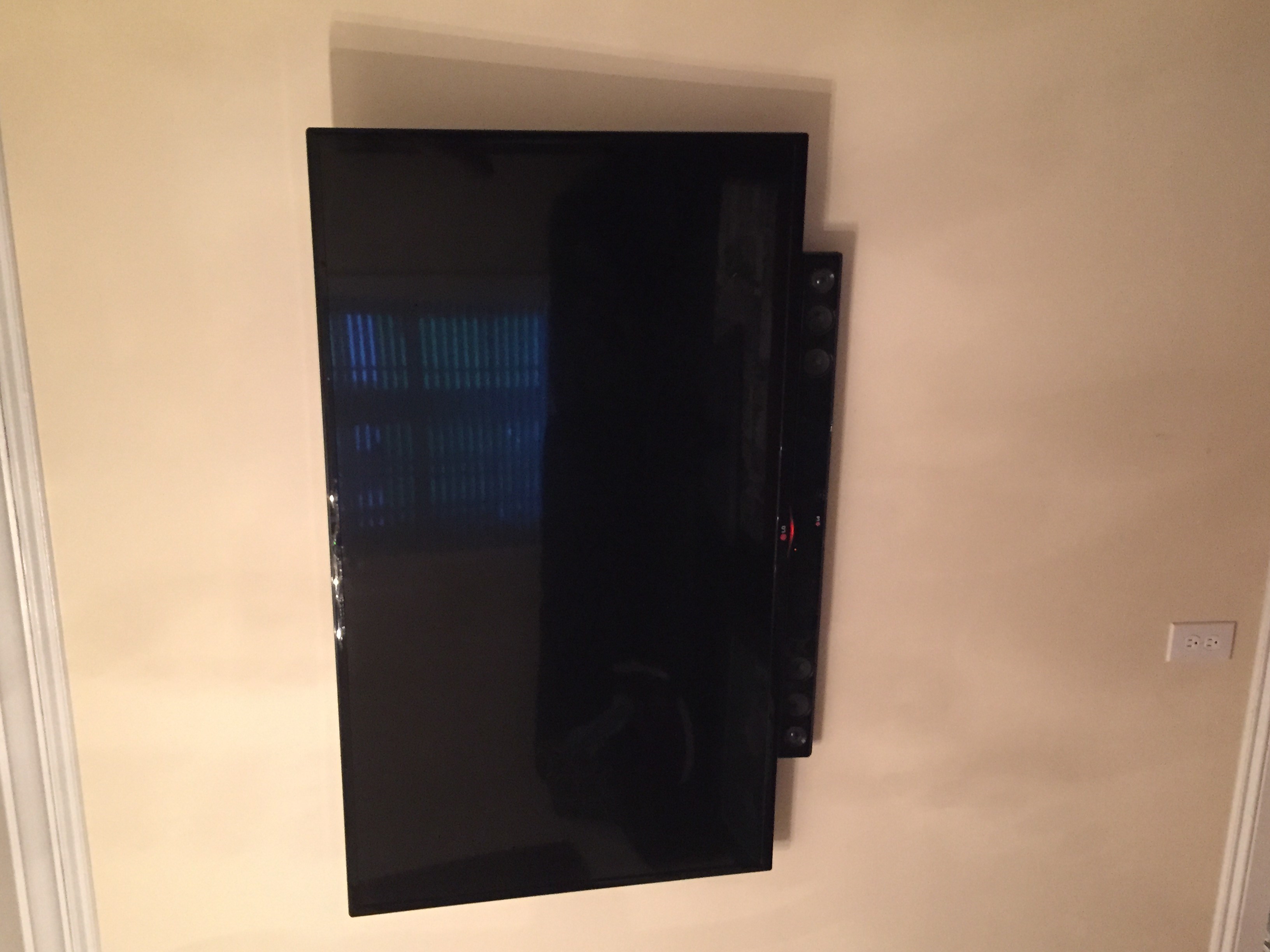 Tv installation of Atlanta logo