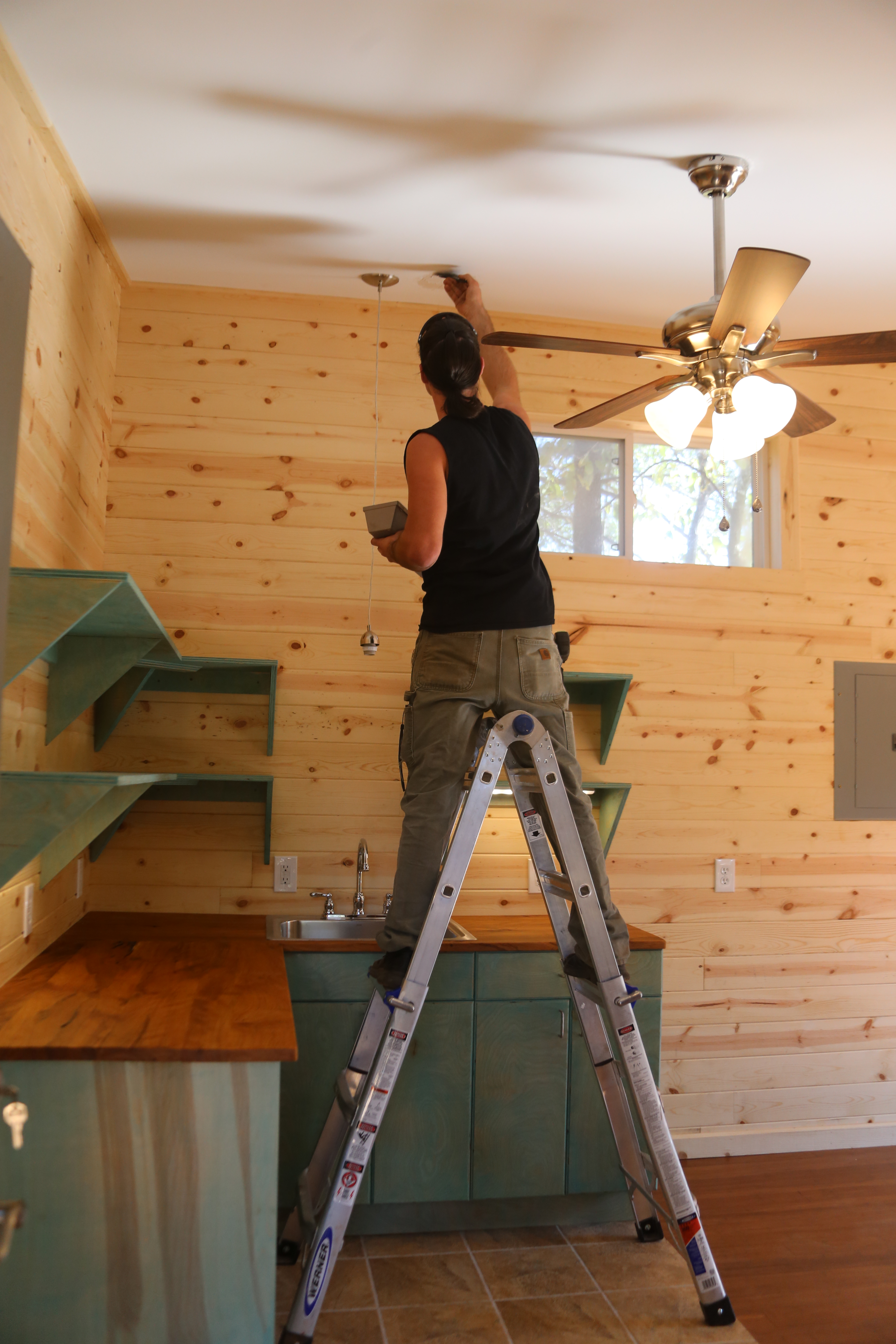 Chris Shaw Remodeling and Handyman logo