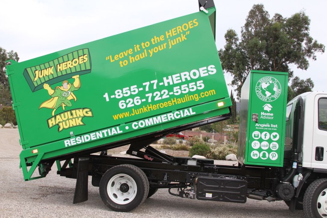 Logo for Junk Heroes