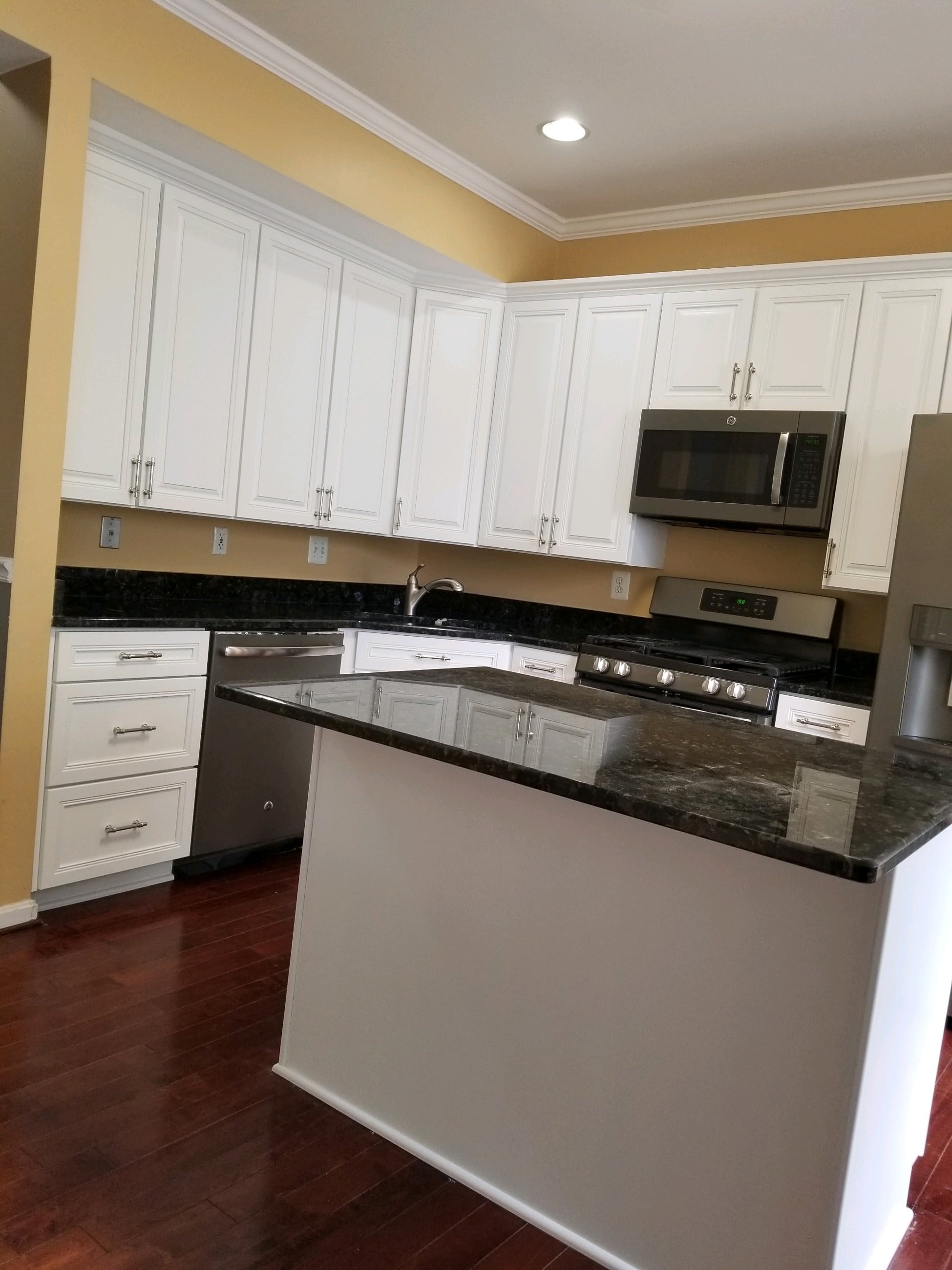 Avatar for Capital Cabinet Refacing