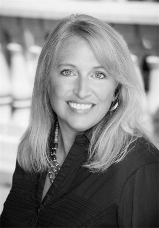 Laura Crawford, Realtor with Regal Real Estate logo