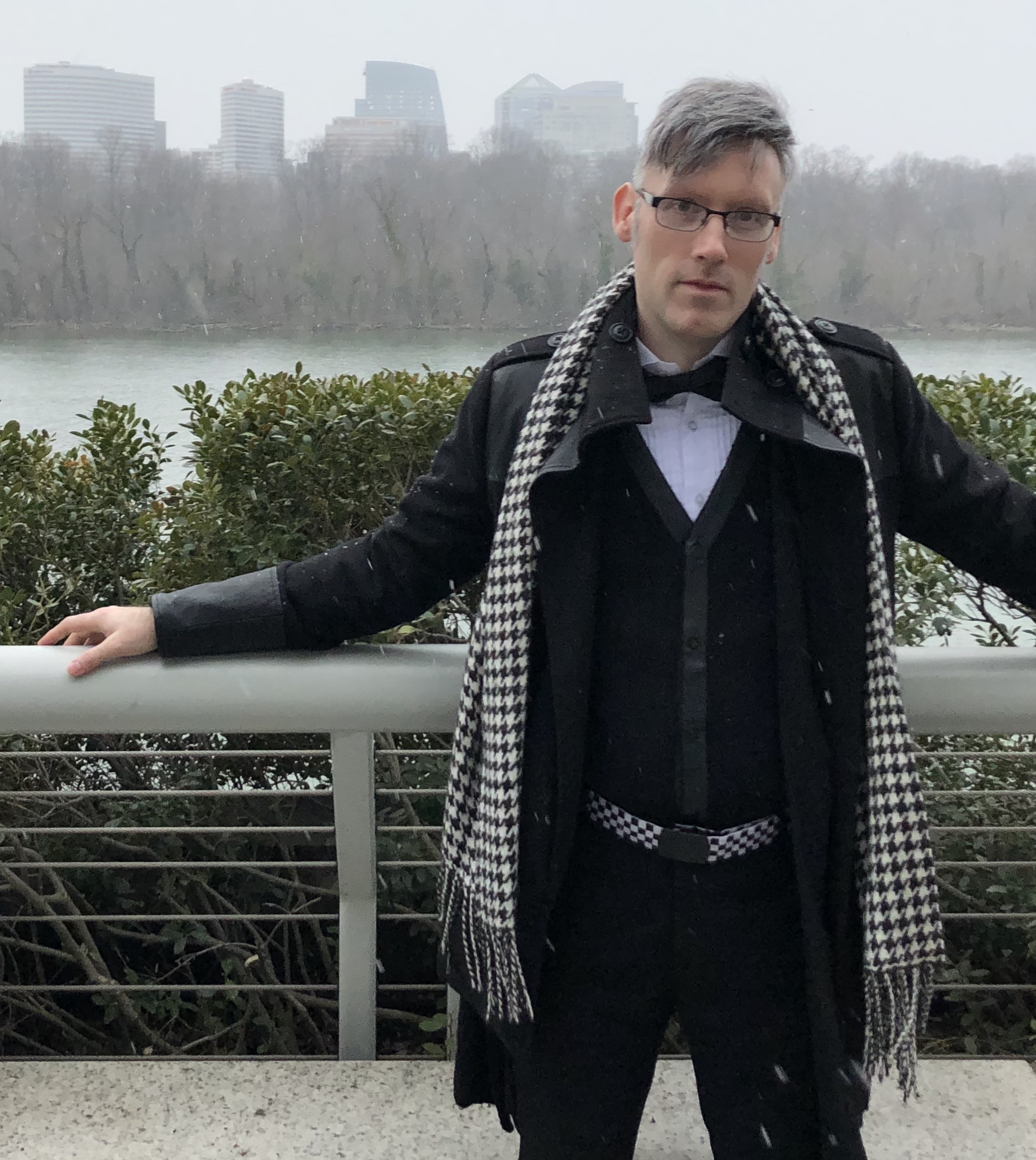 Jason Burr: Style & Entertainment logo
