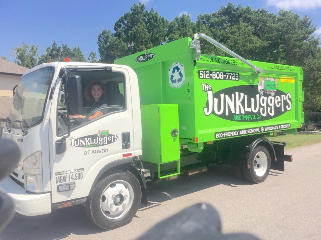 Junkluggers of Austin logo