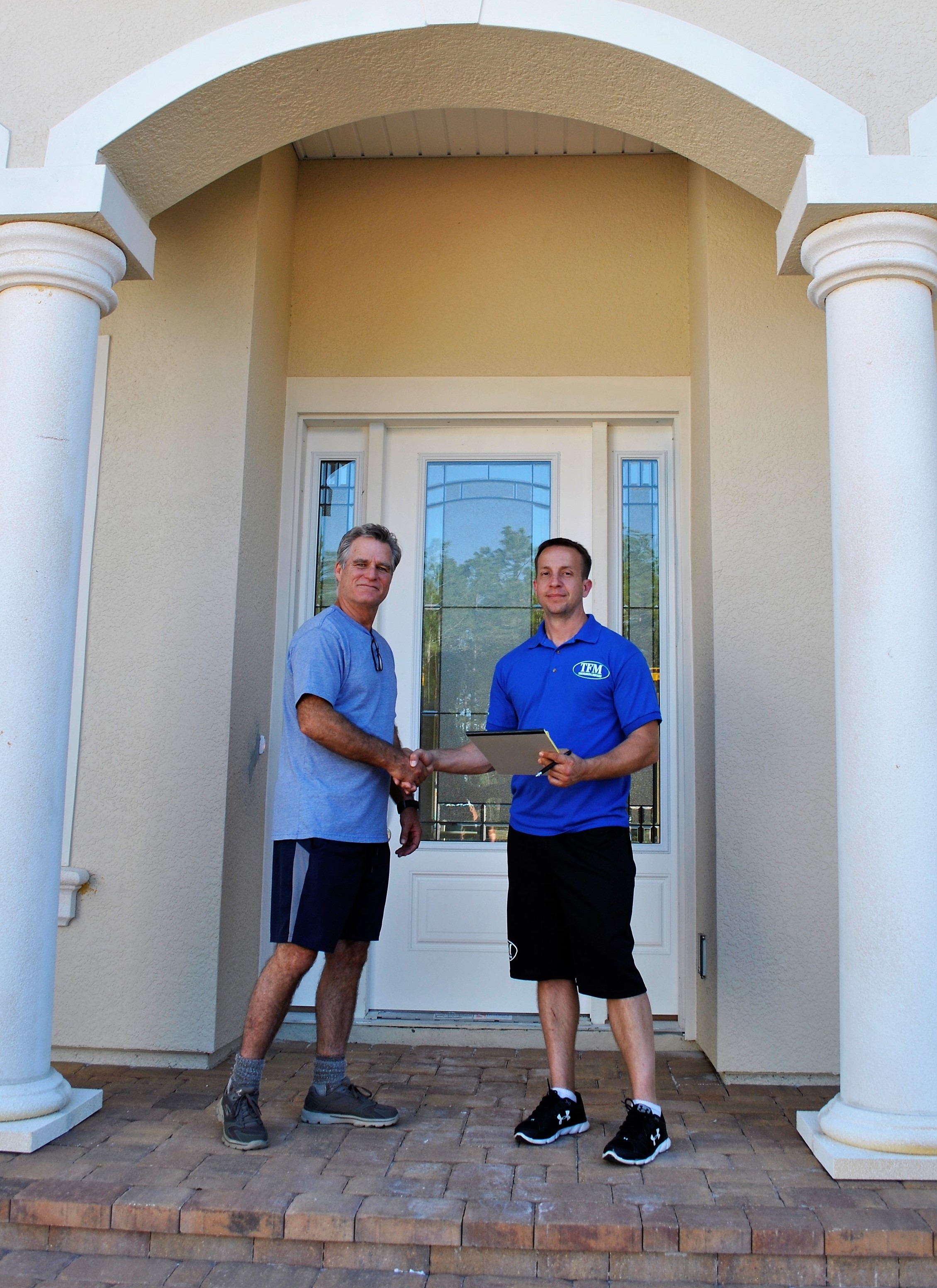 Logo for Door 2 Door Movers