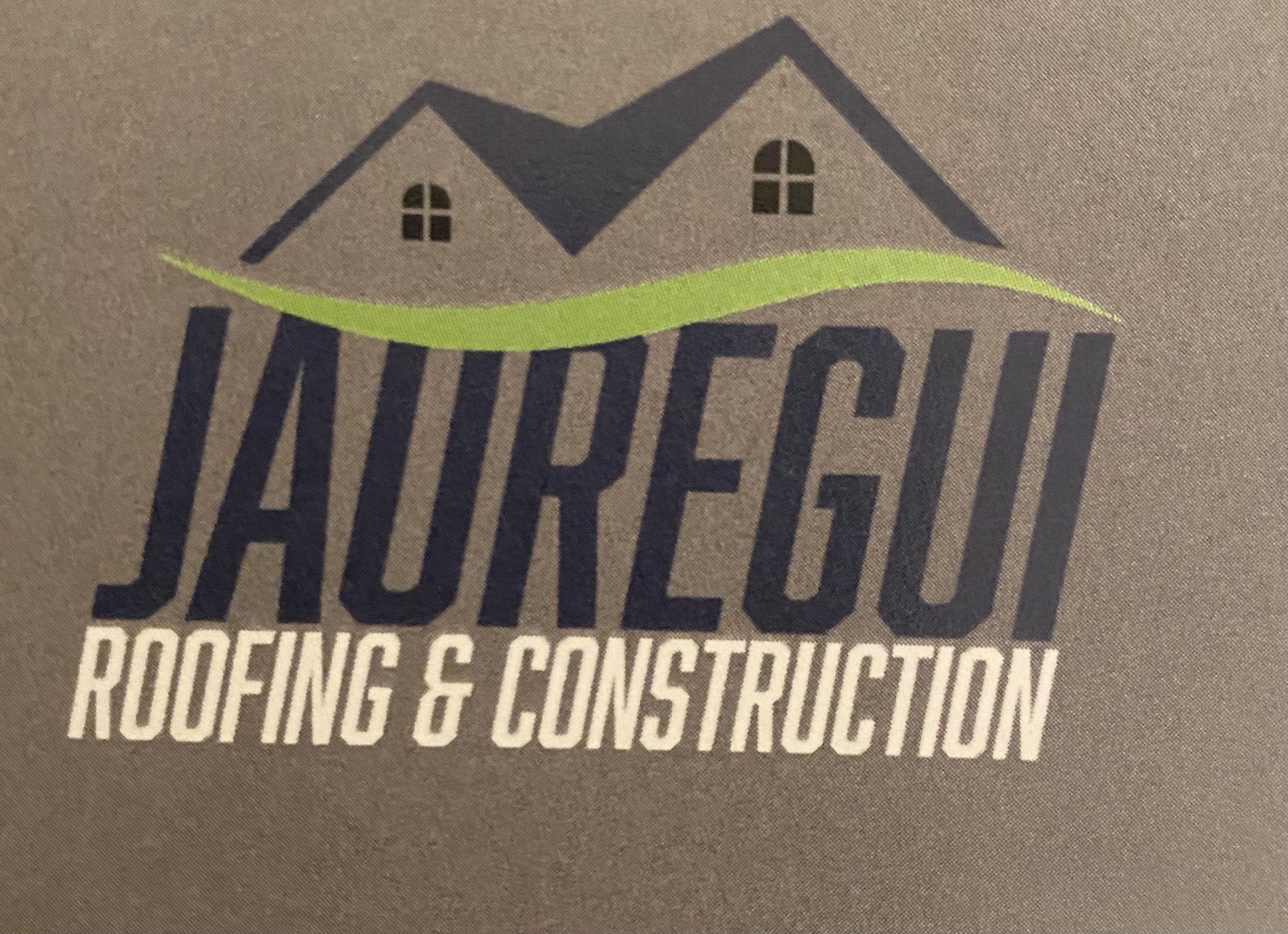 Jauregui resolutions Inc logo