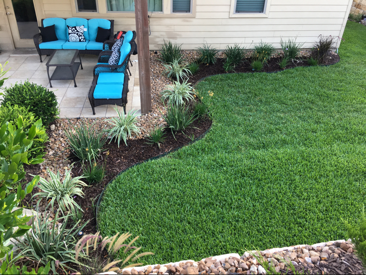 Logo for Molina Landscaping