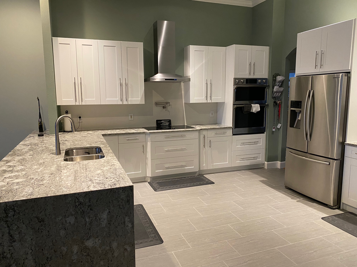 Euro Style Kitchen Cabinets & Vanity's logo