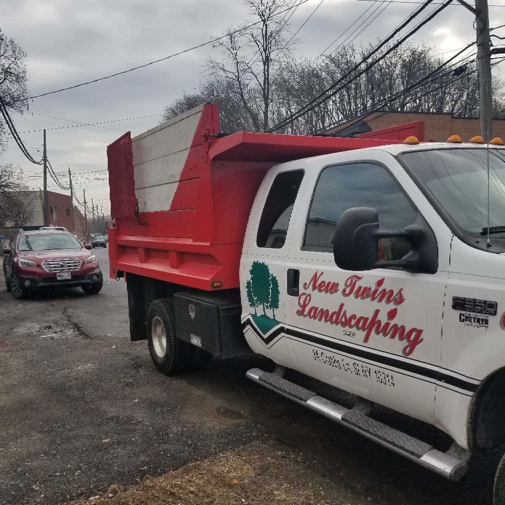 New Twins Landscaping logo