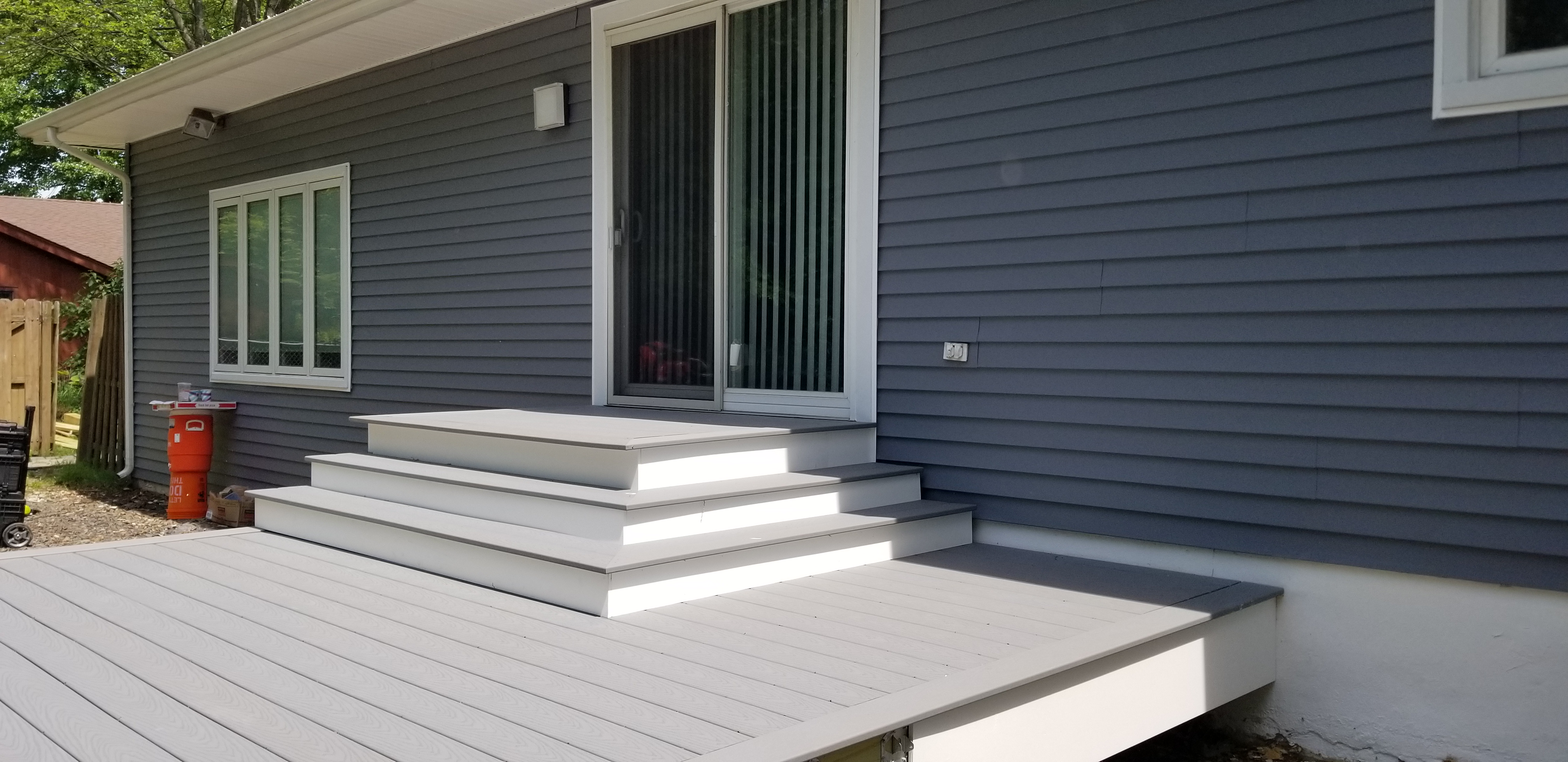 Superior Roofing And Siding logo
