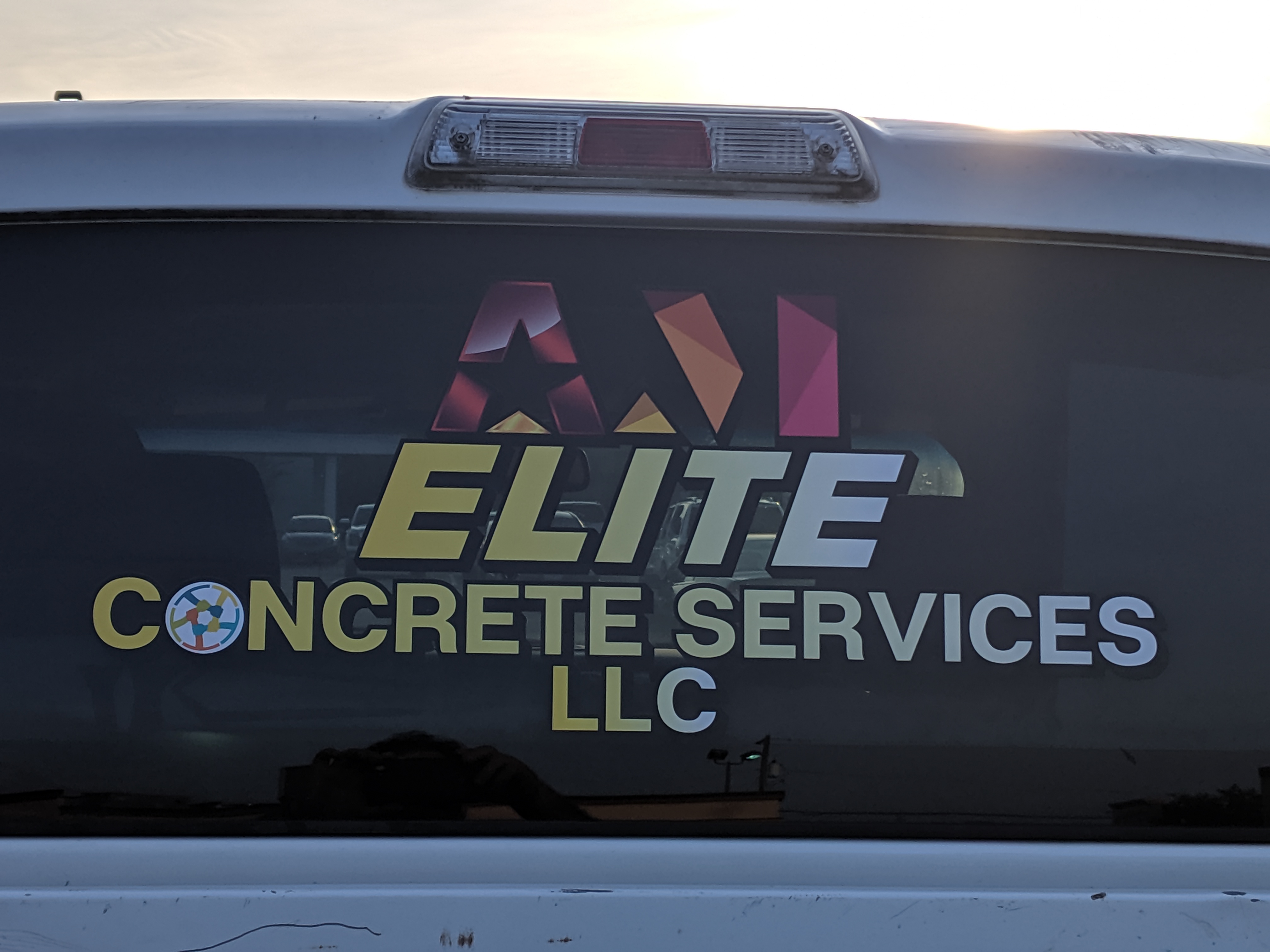 AM Elite Concrete Service logo