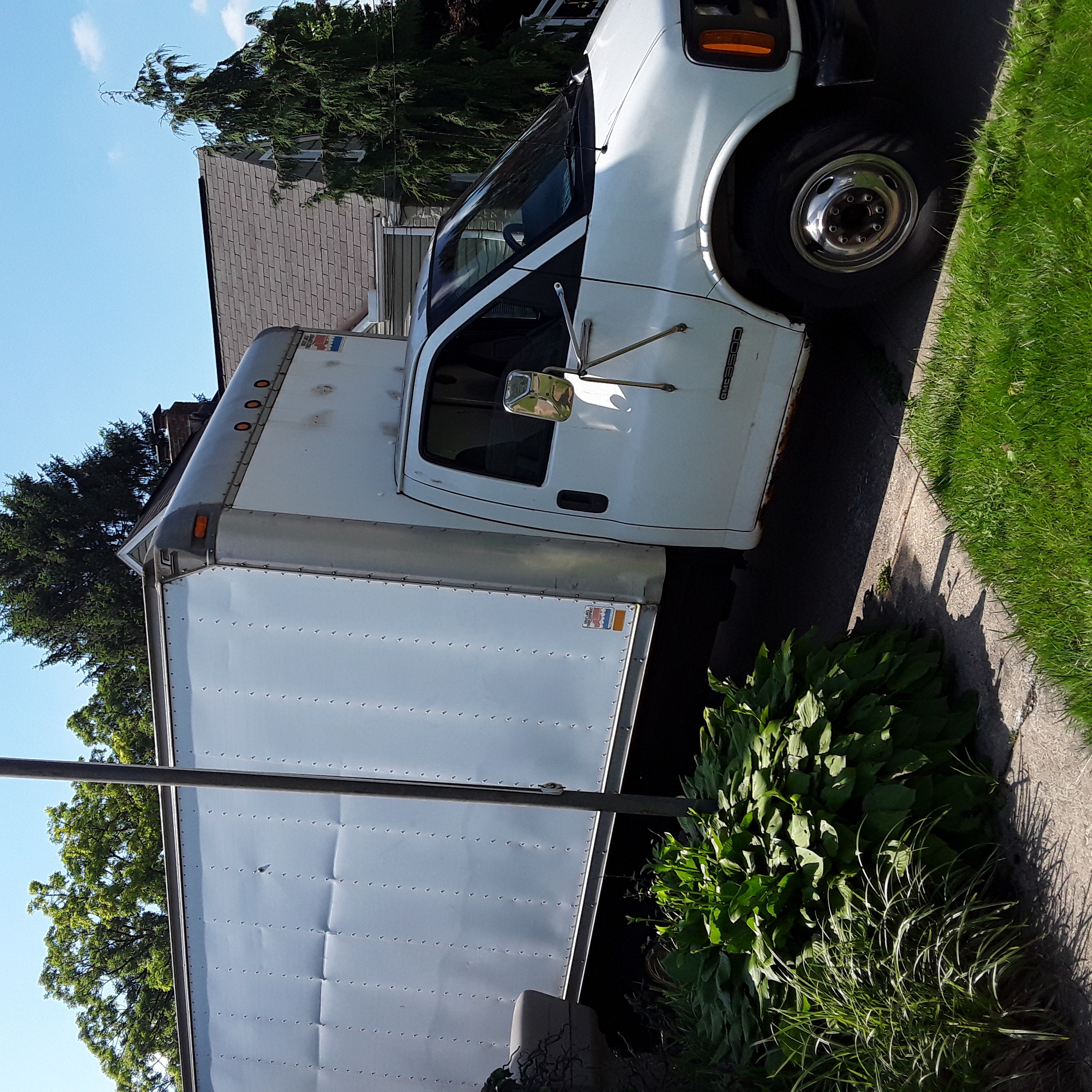 Faith and Family Moving Service LLC logo