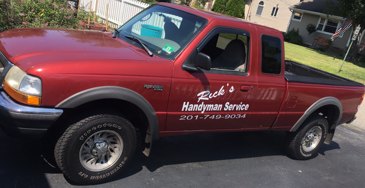 Logo for Ricks Handyman Service