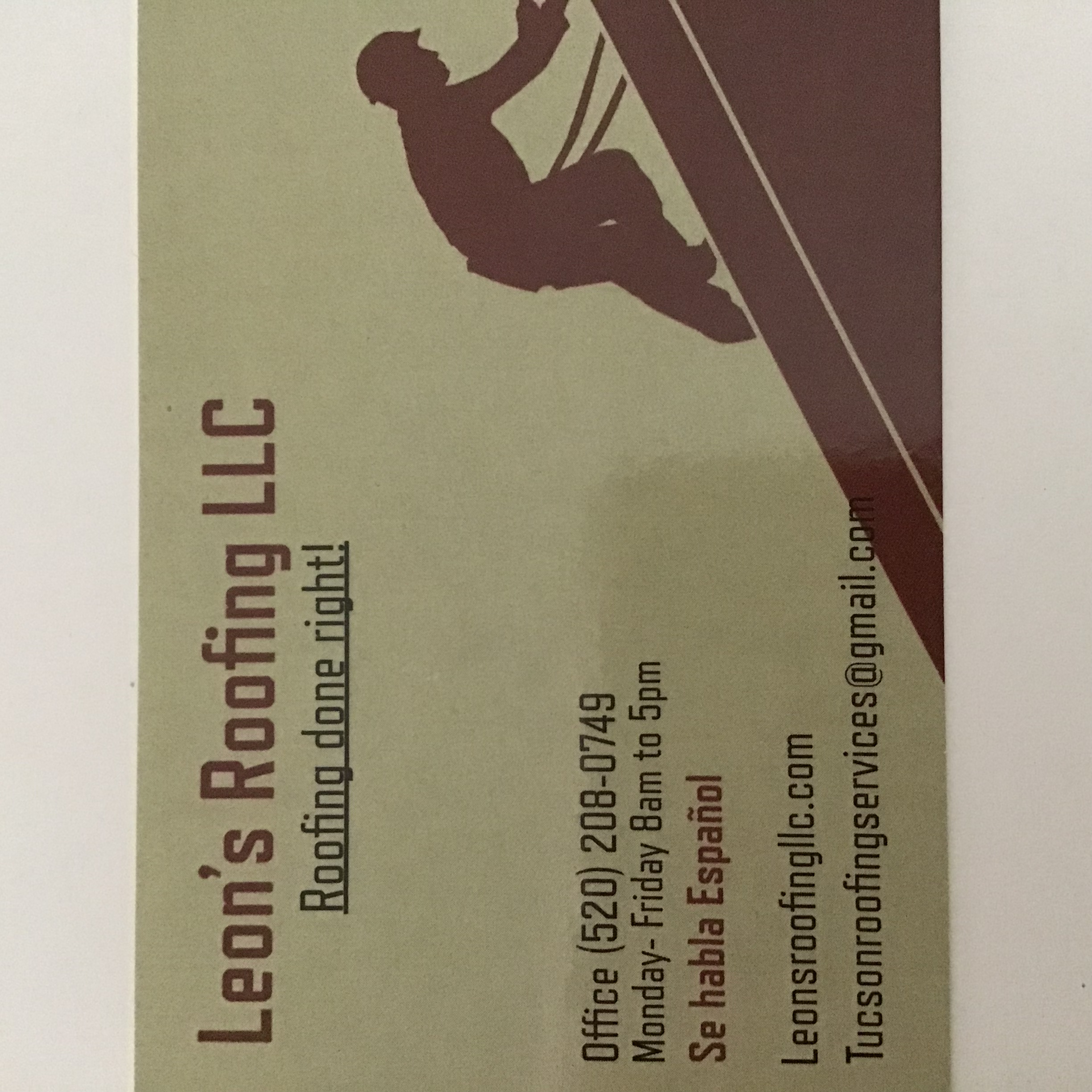 Logo for Leon's Roofing