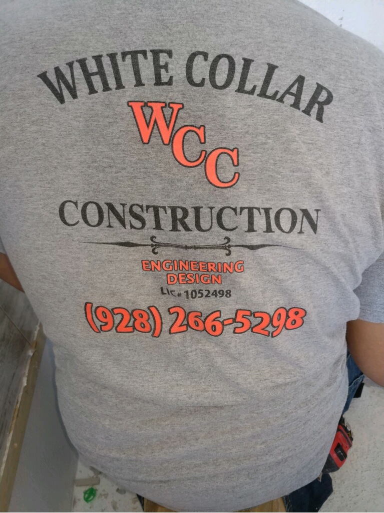 WHITE COLLAR CONSTRUCTION logo