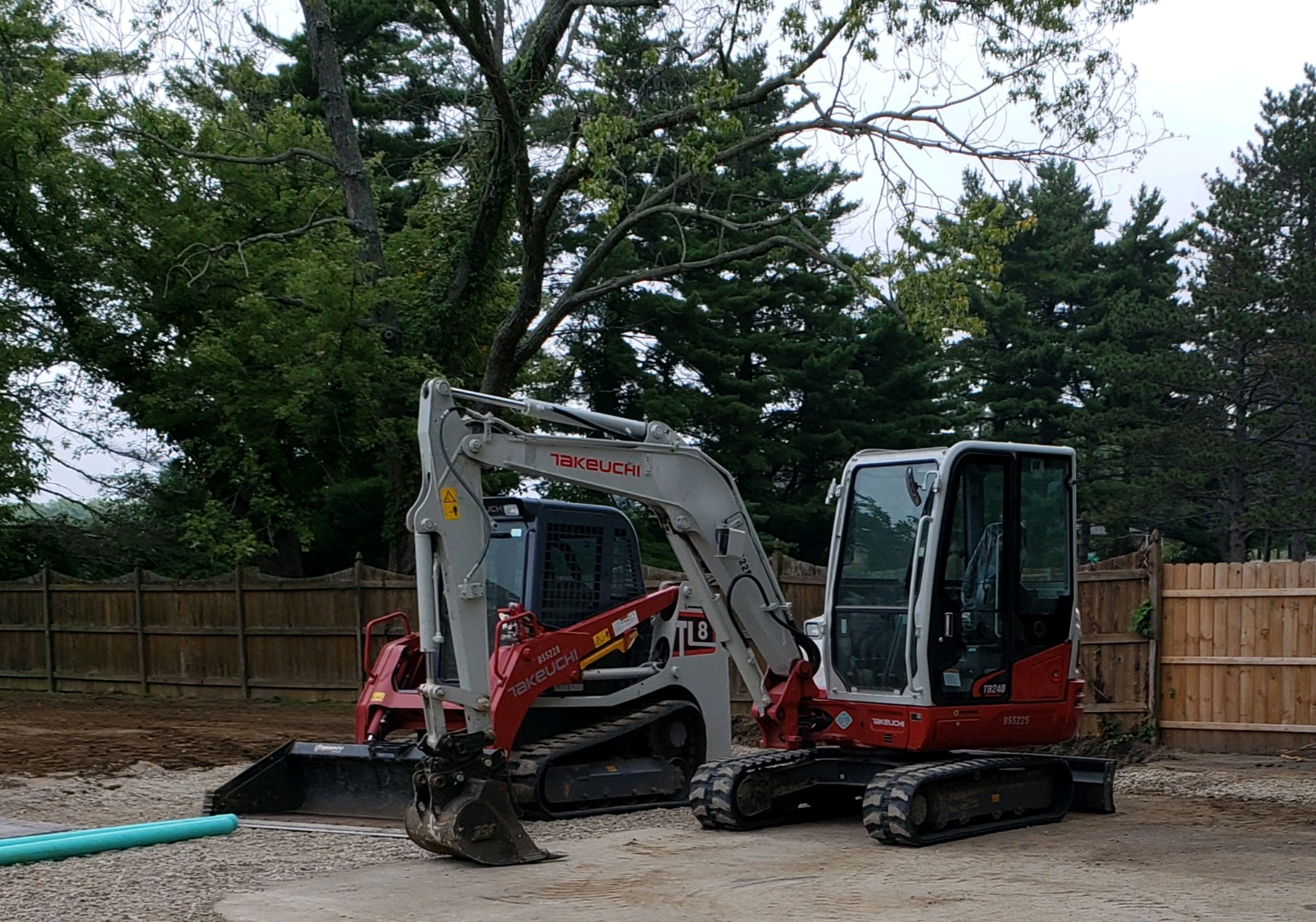 Dewey Sizemore/ Dewey Sizemore Excavating & Buildi logo