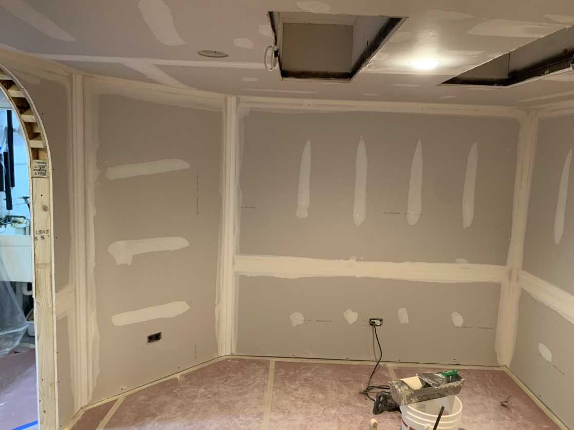 Alberto Diaz Drywall and Painting logo