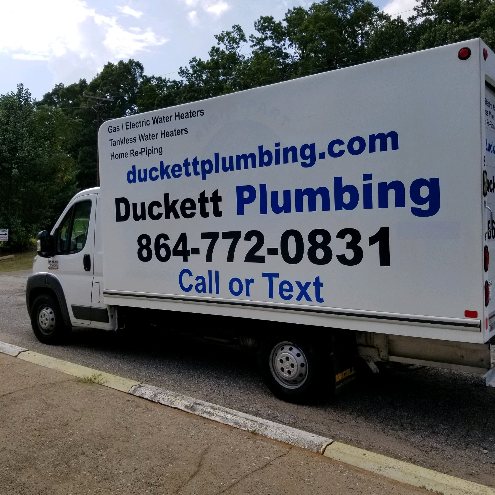 Duckett Plumbing CO, LLC logo