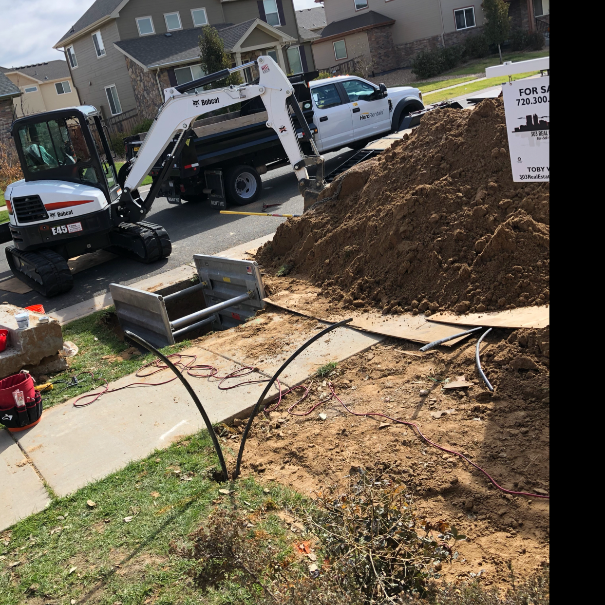 Rooter Brothers plumbing LLC logo