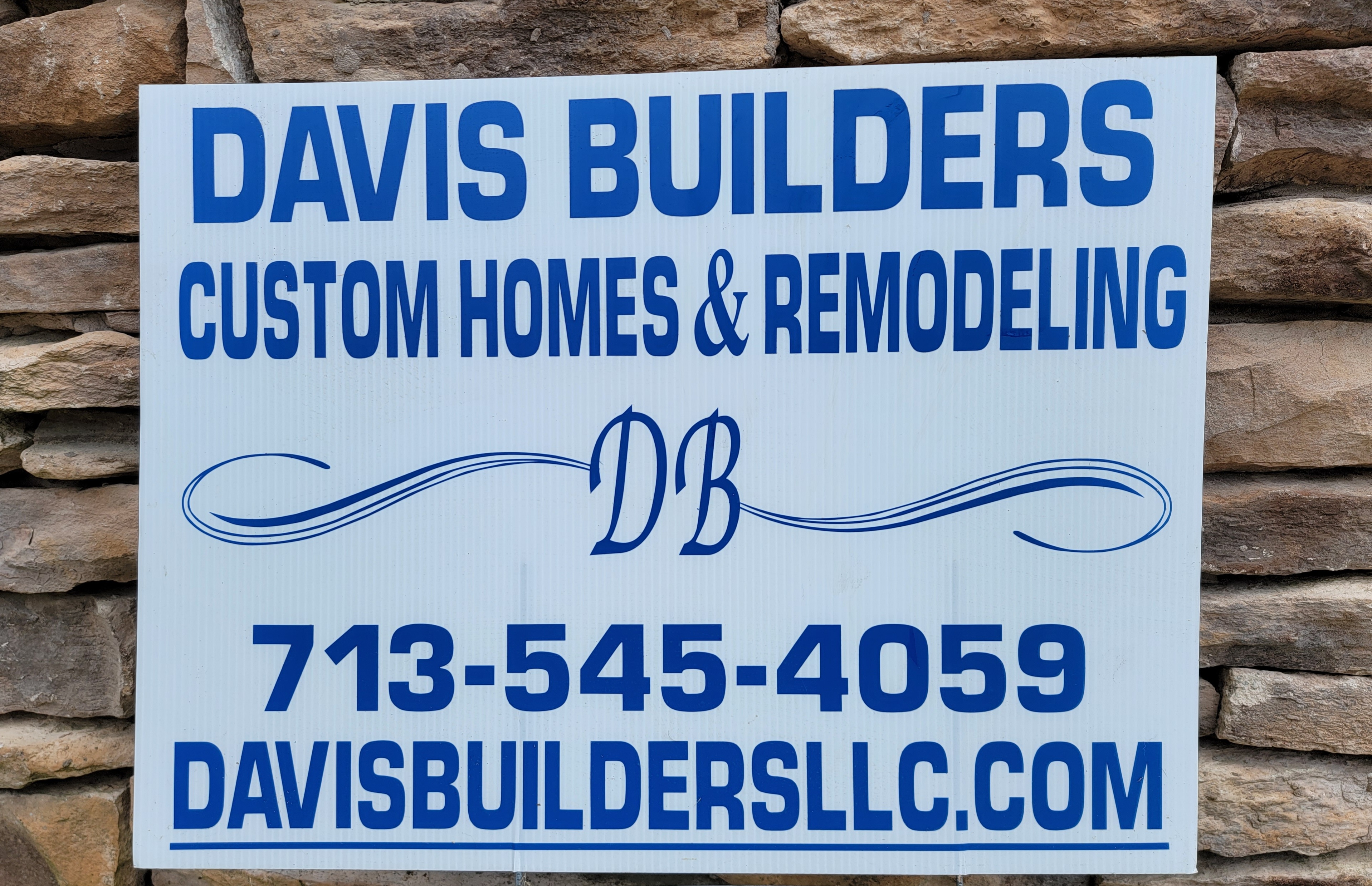 Logo for Davis Builders LLC Custom Homes
