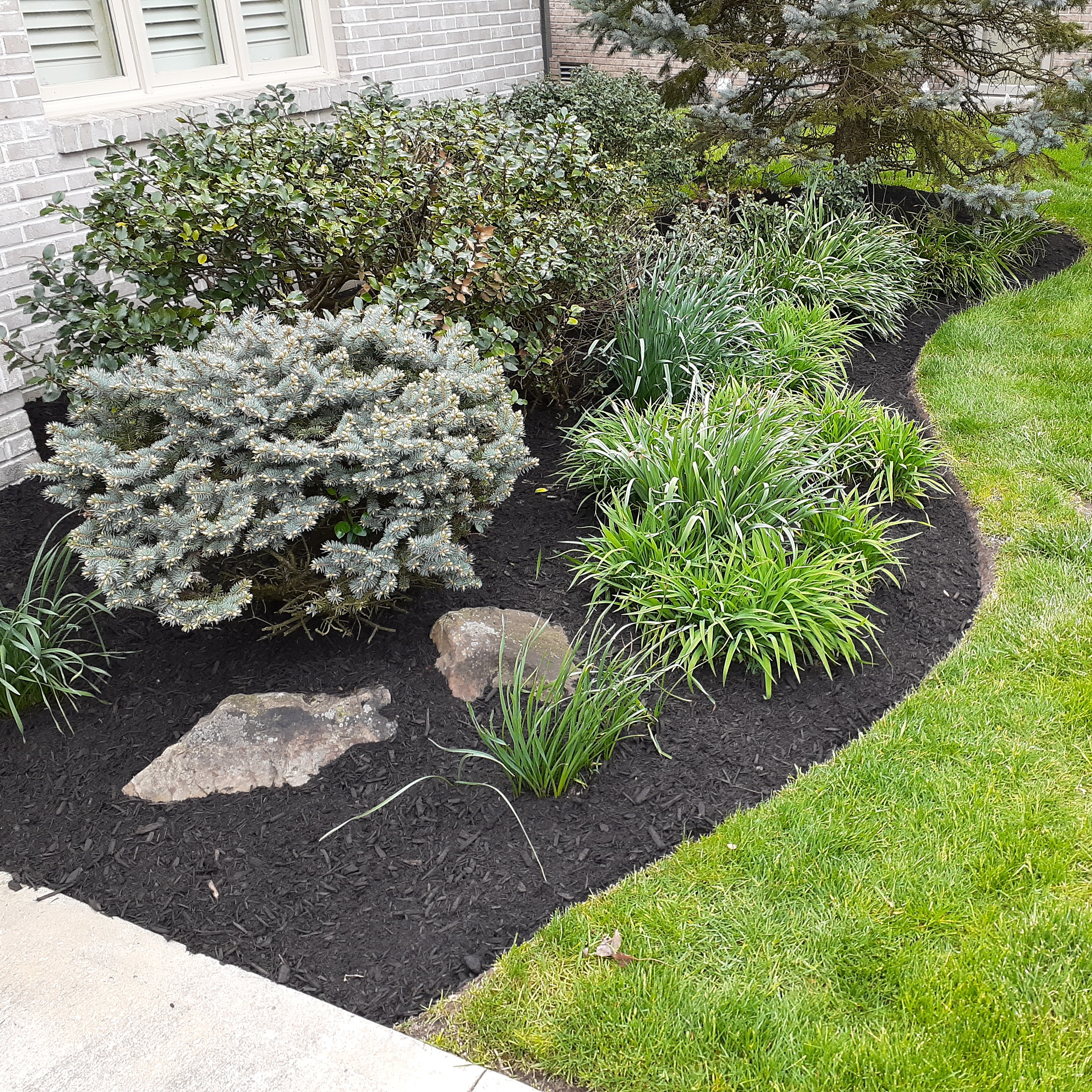 Above & Beyond Landscaping logo
